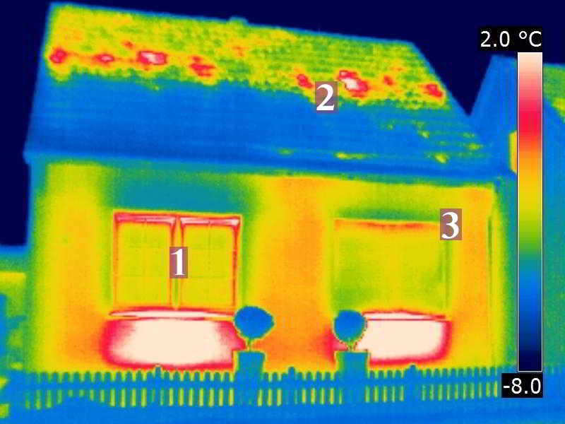 Markierung 2: Luftundichtheiten im Bereich der Kehlbalken bzw. Zangen