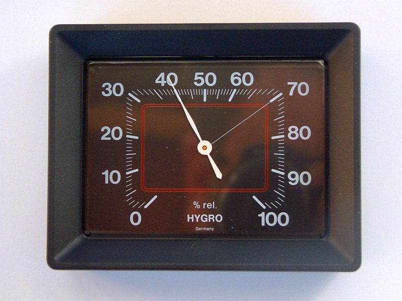 Einfaches, ausreichendes Hygrometer, wenn die Normalanzeige nicht bis 70% gehen würde